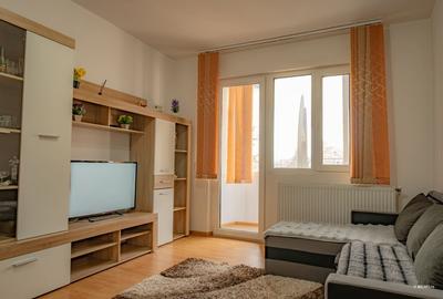 Apartament cu 3 camere semidecomandat în Central - 2