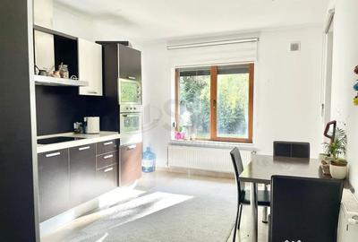 Casă cu 6 camere cu Teren 500 Mp în Iancu Nicolae - 1