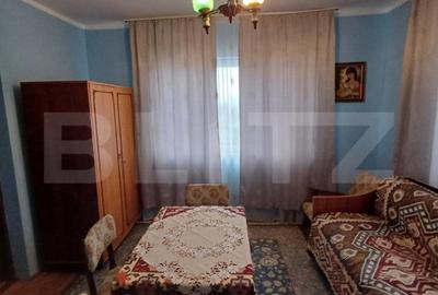 Casă cu 4 camere cu Garaj în Central - 7