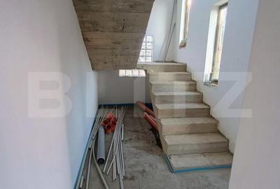 Casă cu 5 camere cu Teren 336 Mp în Blejoi - 7