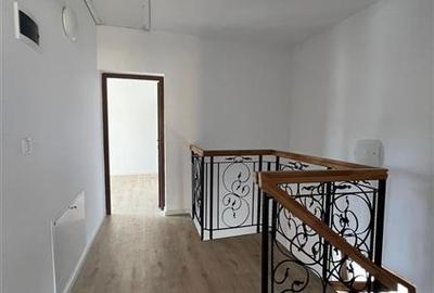 Casa cu 4 camere, 180 mp, situata in cartierul Europa! - 14