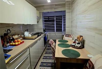 Apartament cu 3 camere decomandat în Central - 11