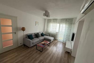 Apartament cu 2 camere semidecomandat, mobilat în Moșilor