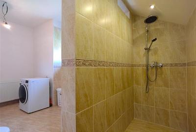 Casa individuala 5 camere 372mp teren zona Bavaria - 9