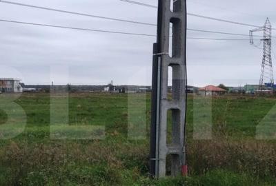 Teren intravilan cu dublu front stradal in Osorhei, 1667 mp - 2