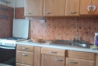 Garsonieră semidecomandată în Tractorul - 4