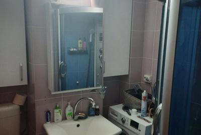 Apartament cu 3 camere decomandat în Central - 1
