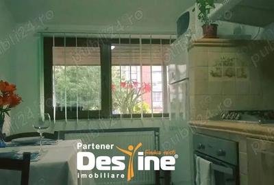 Apartament cu 3 camere decomandat în Ferentari