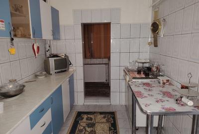 De vanzare apartament 3 camere - 4