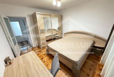 Apartament cu 3 camere decomandat, mobilat în 22 Decembrie 1989