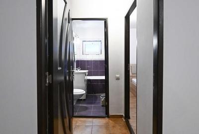 Apartament cu 2 camere semidecomandat în Rovine - 1