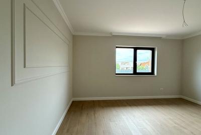 CASA TIP DUPLEX DESPARTIT PRIN GARAJ - 13