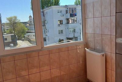 Apartament cu 2 camere decomandat în Buzaului - 2