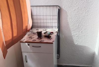 Garsonieră decomandată în Aleea Carpați - 12