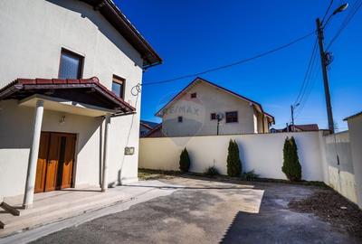 Casă cu 6 camere cu Teren 380 Mp în Nord-Est - 26