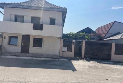 Casă cu Teren 75 Mp în Central - 2