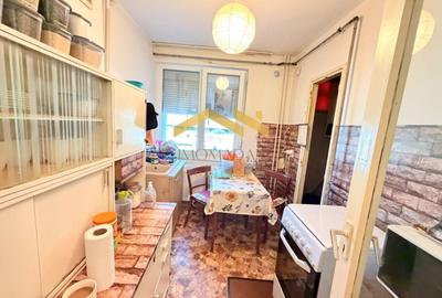 Apartament cu 2 camere semidecomandat, mobilat în Central - 12