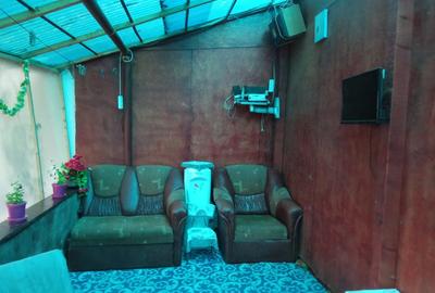 Casă cu 3 camere cu Teren 450 Mp în Central - 9