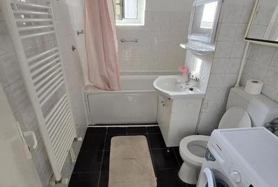 Apartament cu 2 camere decomandat în Central - 1