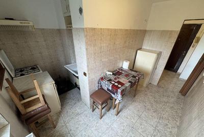 Garsoniera zona Inel 2 - 3