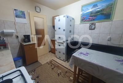 Apartament 2 camere etaj 2  semidecomandat 52 mp utili zona Campului - 4