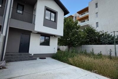 Casă cu 4 camere cu Teren 350 Mp în Central - 3