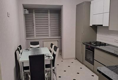 Garsonieră decomandată în Gorjului