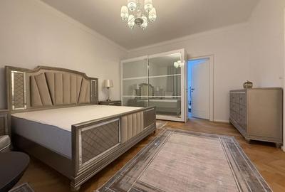 Apartament cu 3 camere semidecomandat, mobilat în Central - 3
