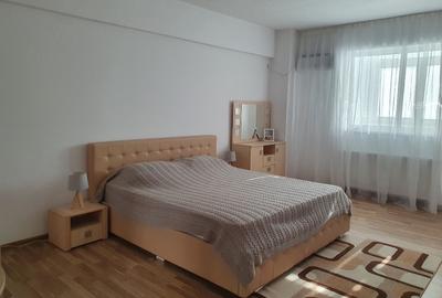 Apartament cu 3 camere decomandat în 9 Mai - 3