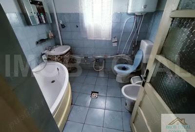 Casă cu 6 camere în Central - 13