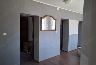 Casă cu 3 camere cu Teren 508 Mp în Central