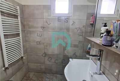 Apartament cu 3 camere decomandat în Craiter - 18