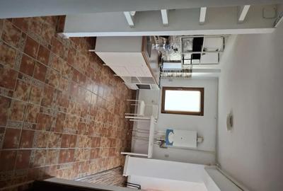 Garsonieră decomandată în Central - 2