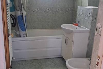 Apartament cu 3 camere decomandat în Central - 3