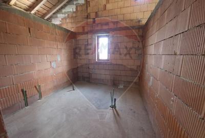 Casă cu 6 camere cu Teren 1680 Mp în Alexandru cel Bun - 10