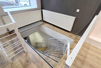 Spațiu comercial, de 140 mp, în P-ța Unirii - 7