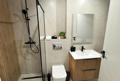 Apartament cu 2 camere semidecomandat în Central - 1
