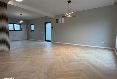 Apartament cu 4 camere în Cristian - 10