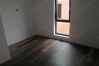 Casă cu Teren 300 Mp în Central - 18