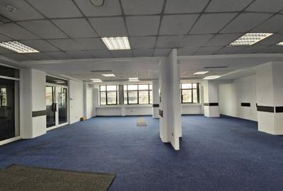 Birou, de 160 mp, în Capitol - 2