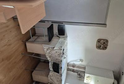 Garsonieră decomandată în Tractorul - 1