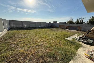 Vila cu toate utilitatile in Cornetu, teren 420 MP - 3