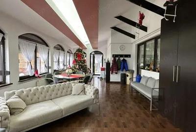 Casă cu 5 camere cu Teren 461 Mp în Central - 3