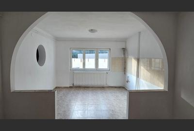 Casă cu 5 camere, 3 terase si gradina mica | Zona Lipovei - 37