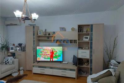 Apartament luminos, 2 camere etaj 4 4, zona linistita, langa tramvai 41