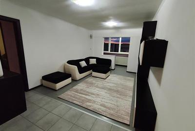 Apartament cu 3 camere decomandat, mobilat în Tractorul - 2