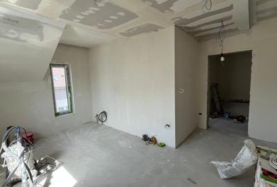 Casă individuală cu 4 camere cu Canalizare în Moșnița Veche - 11