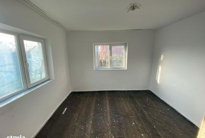 Casă cu 4 camere cu Teren 1000 Mp în Lehliu - 8