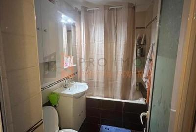 Apartament 3 camere cf 1 semidecomandat zona Micro 5 - 7