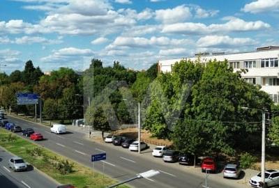 Apartament 4 camere, 1 Mai , Insula, centrala termica, langa Medicina - 9